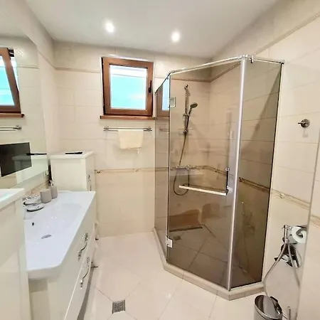 Spacious Prestige Penthouse *