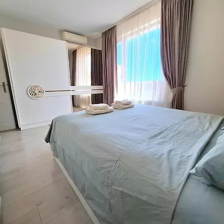 Spacious Prestige Penthouse Apartmán *