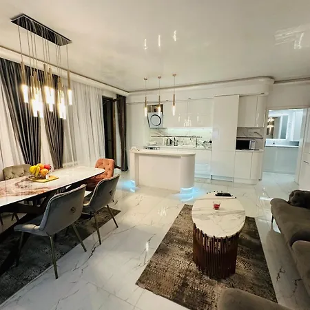 Spacious Prestige Penthouse Apartment Varna