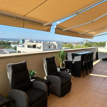 Spacious Prestige Penthouse Várna