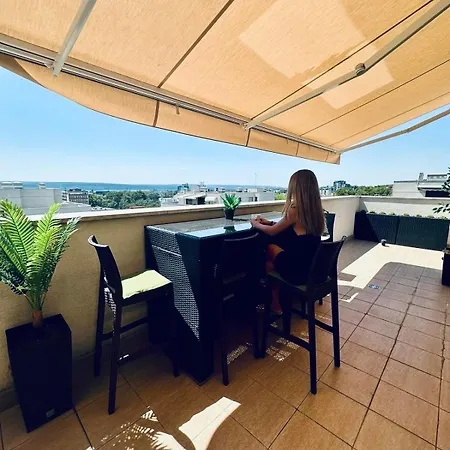 Spacious Prestige Penthouse Várna